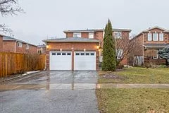 151 Bernard Avenue S, Richmond Hill, On L4c 9z6