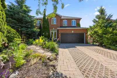 Detached in Aurora