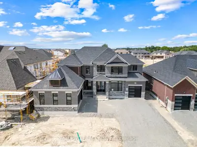 10 Magnolia Avenue, Adjala-tosorontio, On L0g 1w0