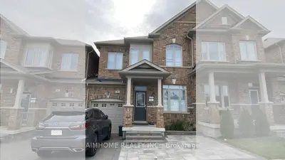 Att/Row/Townhouse in Markham