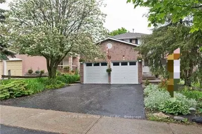 Detached in Aurora