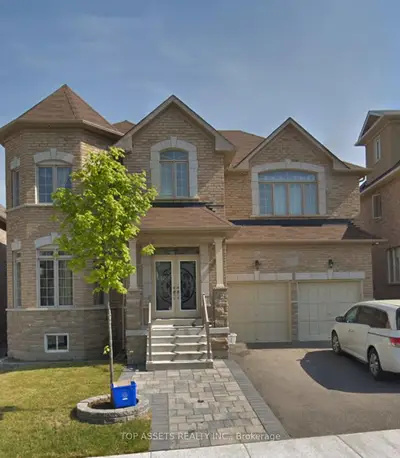 999 Sherman Brock Circle, Newmarket, On L3x 0b8