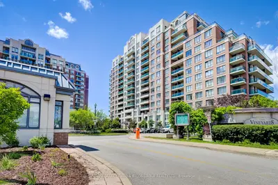 350 Red Maple Road Lph1, Richmond Hill, On L4c 0t5