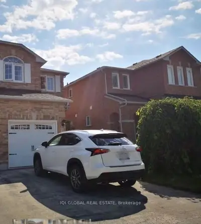 39 Bridlepath Street, Richmond Hill, On L4s 1v6