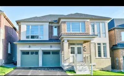21 Ben Sinclair Avenue, East Gwillimbury, On L9n 0s3