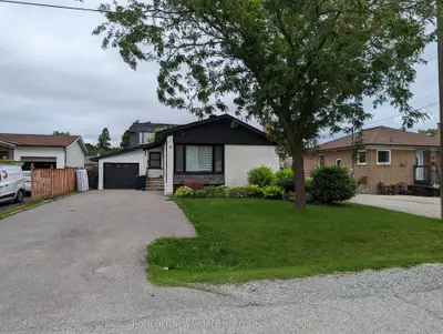 13 Rockport Crescent Lower, Richmond Hill, On L4c 2l5