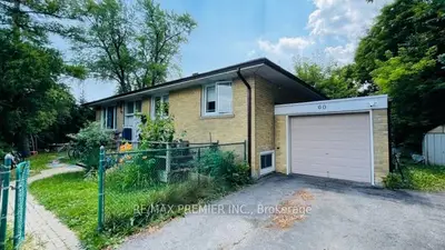 60 Maralim Road, Richmond Hill, On L4c 2k8