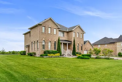 Detached in Uxbridge