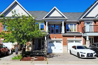 10 Latitude Lane, Whitchurch-stouffville, On L4a 0t1