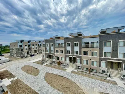 131 Honeycrisp Crescent Th211, Vaughan, On L4k 0n7
