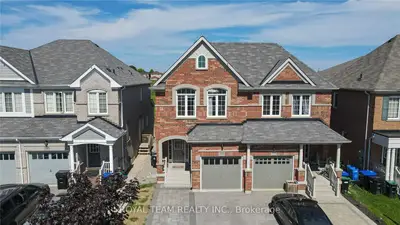 139 Russel Drive, Bradford West Gwillimbury, On L3z 0m8