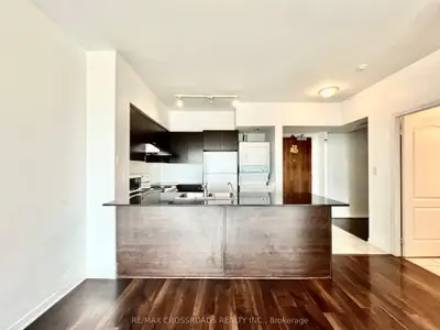 4600 Steeles Avenue E 803, Markham, On L3r 5j1