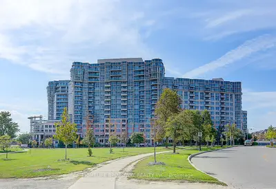 Condo Apartment in Markham