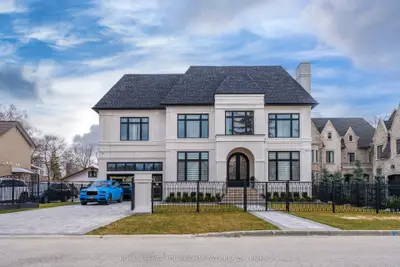 Detached in Richmond Hill