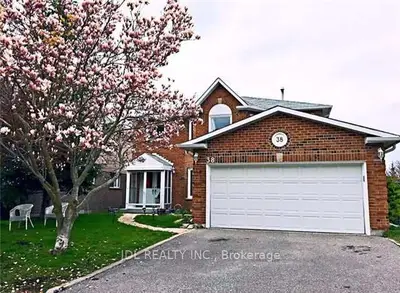 38 Raiford Street, Aurora, On L4g 6j3