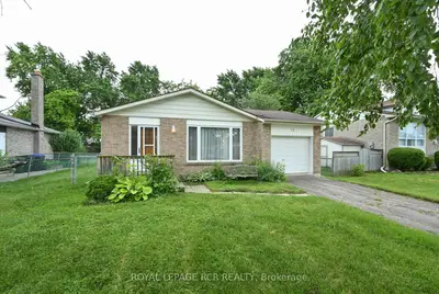 15 Mckeown Street, New Tecumseth, On L0g 1a0