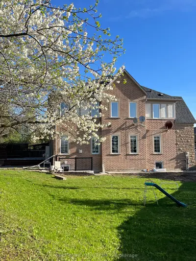 38 Kimberly Court, Richmond Hill, On L4e 4c6
