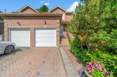 40 Ritva Court, Richmond Hill, On L4c 9r4