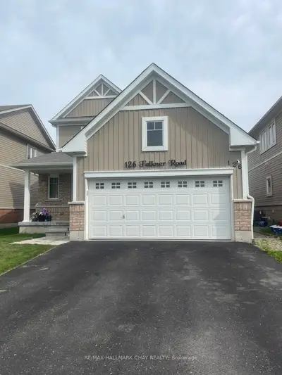 126 Falkner Road, New Tecumseth, On L9r 0c2