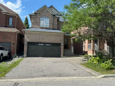 Detached in Newmarket