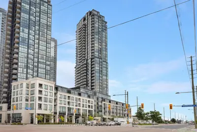Condo Apartment in Vaughan