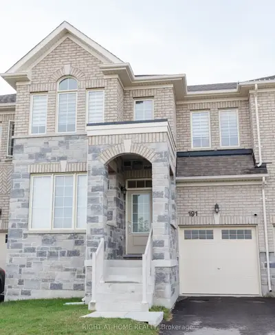 191 Jim Mortson Drive, East Gwillimbury, On L9n 0z3