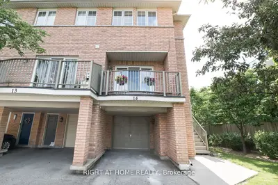 23 Observatory Lane 14, Richmond Hill, On L4c 0m7