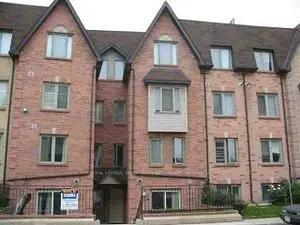 75 Weldrick Road 934, Richmond Hill, On L4c 3t9