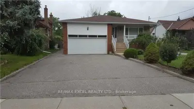 10 Kersey Crescent Bsmt, Richmond Hill, On L4c 3w3