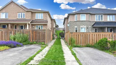 569 Walpole Crescent, Newmarket, On L3x 2b5