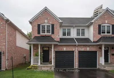 81 Northern Height Drive 32a, Richmond Hill, On L4b 4c9
