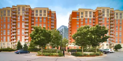 75 King William Crescent 911, Richmond Hill, On L4b 0c1