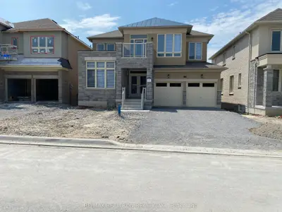 94 Angus Morton Crescent, East Gwillimbury, On L9n 1s4