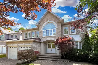 Detached in Richmond Hill