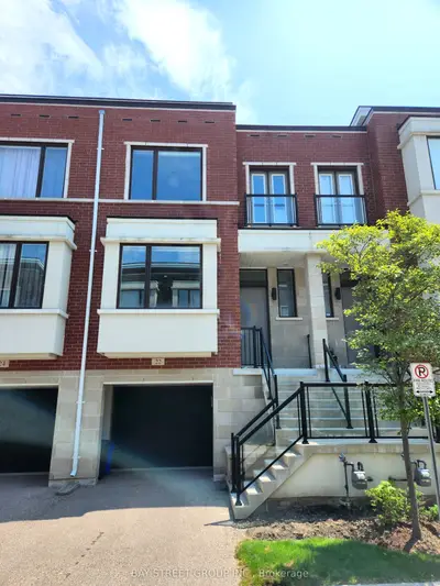 22 Genuine Lane, Richmond Hill, On L4b 0e5