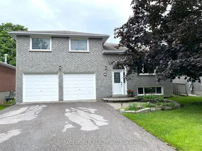 30 Crown Crescent, Bradford West Gwillimbury, On L3z 2m6