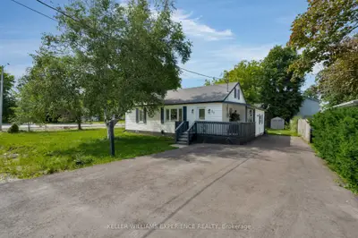 20 English Drive N, New Tecumseth, On L0g 1a0