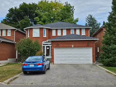 Detached in Richmond Hill