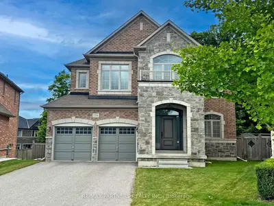1298 Mccron Crescent, Newmarket, On L3x 0c7