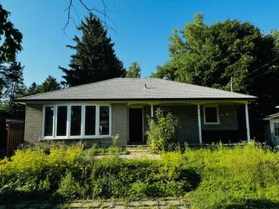 417 Taylor Drive N, Richmond Hill, On L4c 2v1