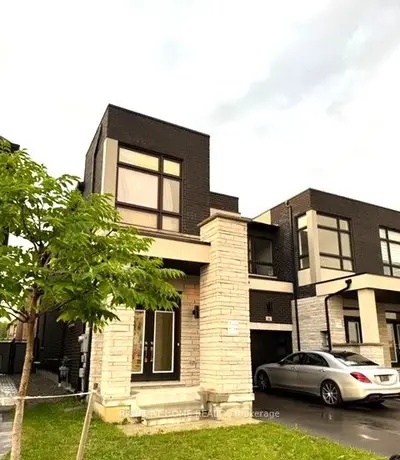 44 Hewison Avenue, Richmond Hill, On L4s 0j2