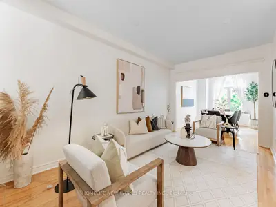 62 Addison Street, Richmond Hill, On L4c 0h7