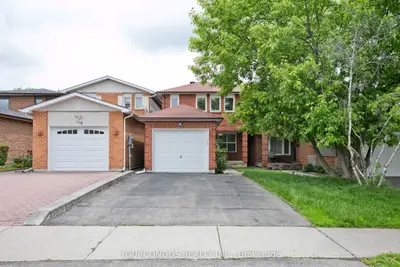 117 Kersey Crescent, Richmond Hill, On L4c 5x4