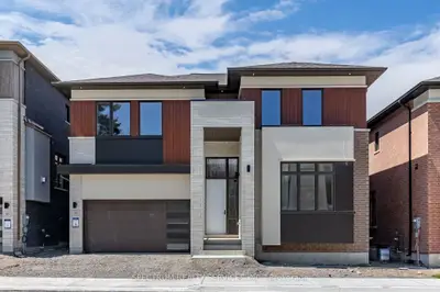 32 Royal Hill (lot 16) Court, Aurora, On L4g 6w4