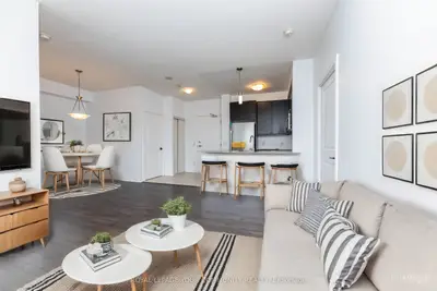 Condo Apartment in Vaughan