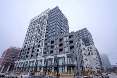 3 Rosewater Street 117-b, Richmond Hill, On L4c 5t6