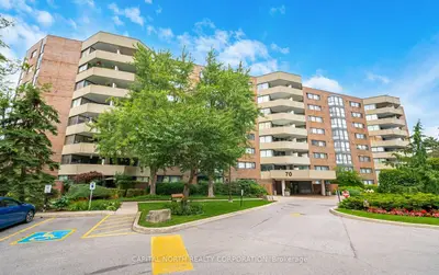 70 Baif Boulevard 302, Richmond Hill, On L4c 5l2