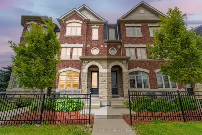 1331 Major Mackenzie Drive W 140, Vaughan, On L6a 4w4
