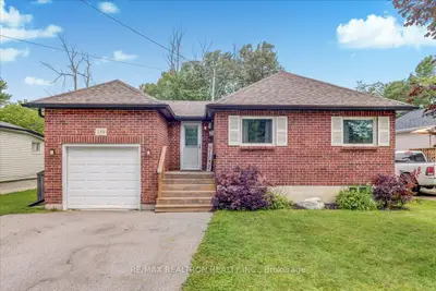 258 Elm Avenue, Georgina, On L4p 2v3