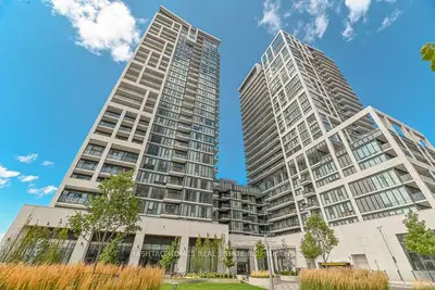 Condo Apartment in Vaughan